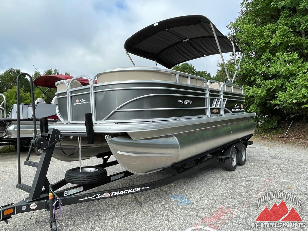 2023 Sun Tracker Party Barge® 20 DLX
