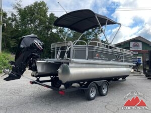 2023 Sun Tracker Party Barge® 20 DLX