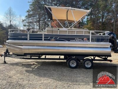 2023 Sun Tracker Fishin Barge 20 DLX