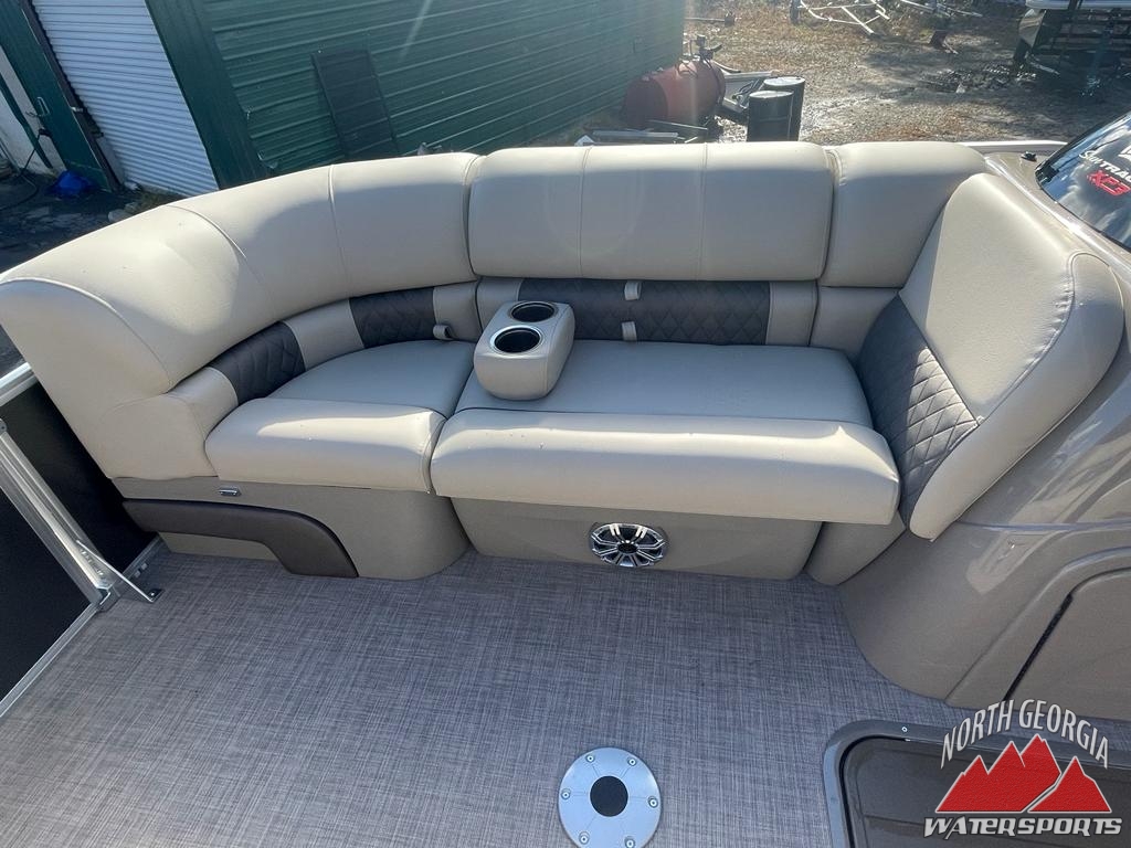 2023 Sun Tracker Party Barge 22 RF XP3