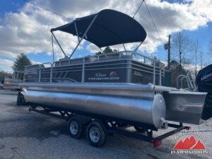 2023 Sun Tracker Party Barge 22 RF XP3