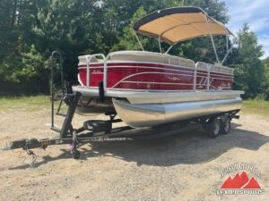 2023 Sun Tracker Party Barge® 20 DLX