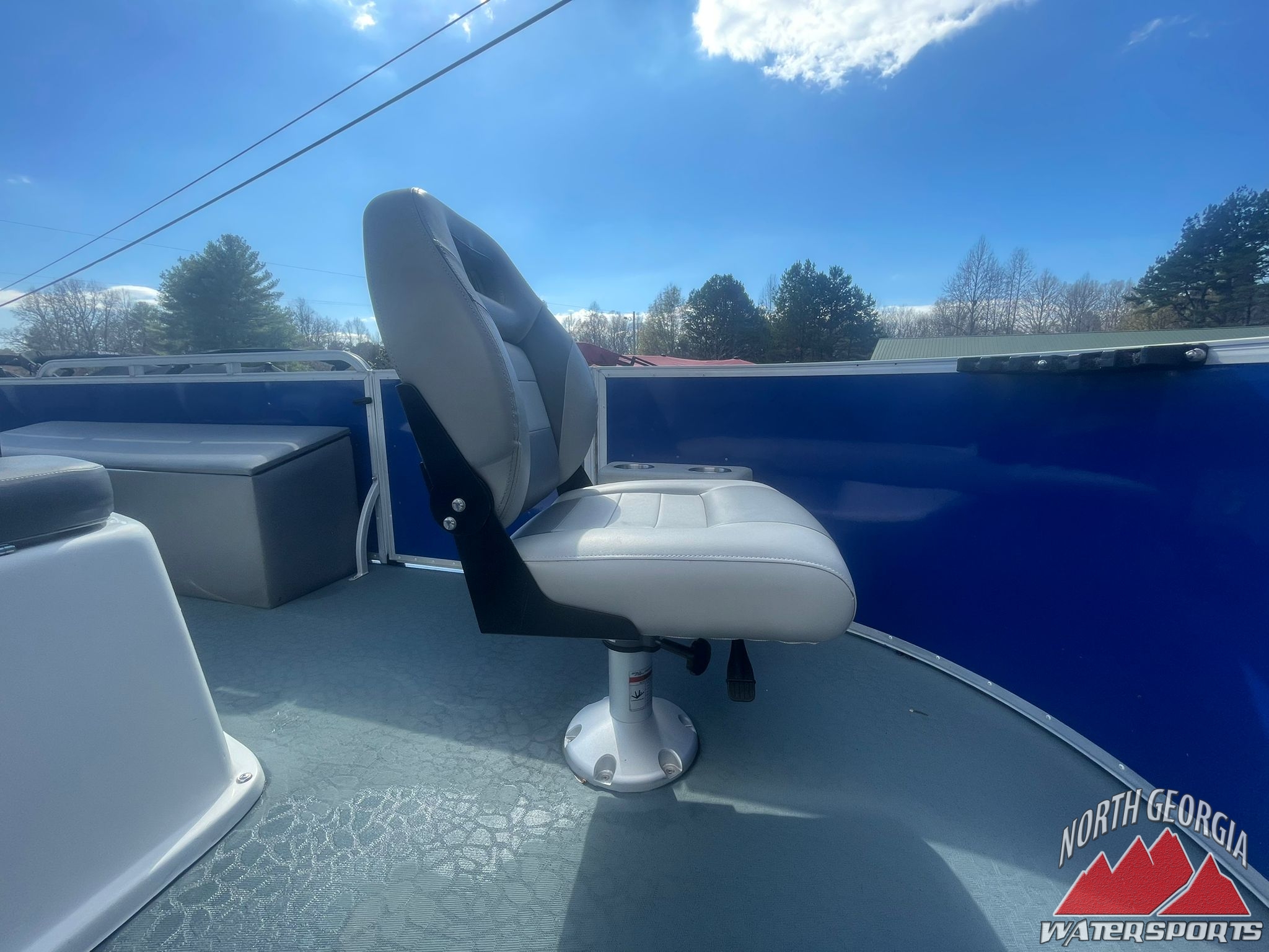 2021 Lexington 317 3 Series Center Console Pontoons