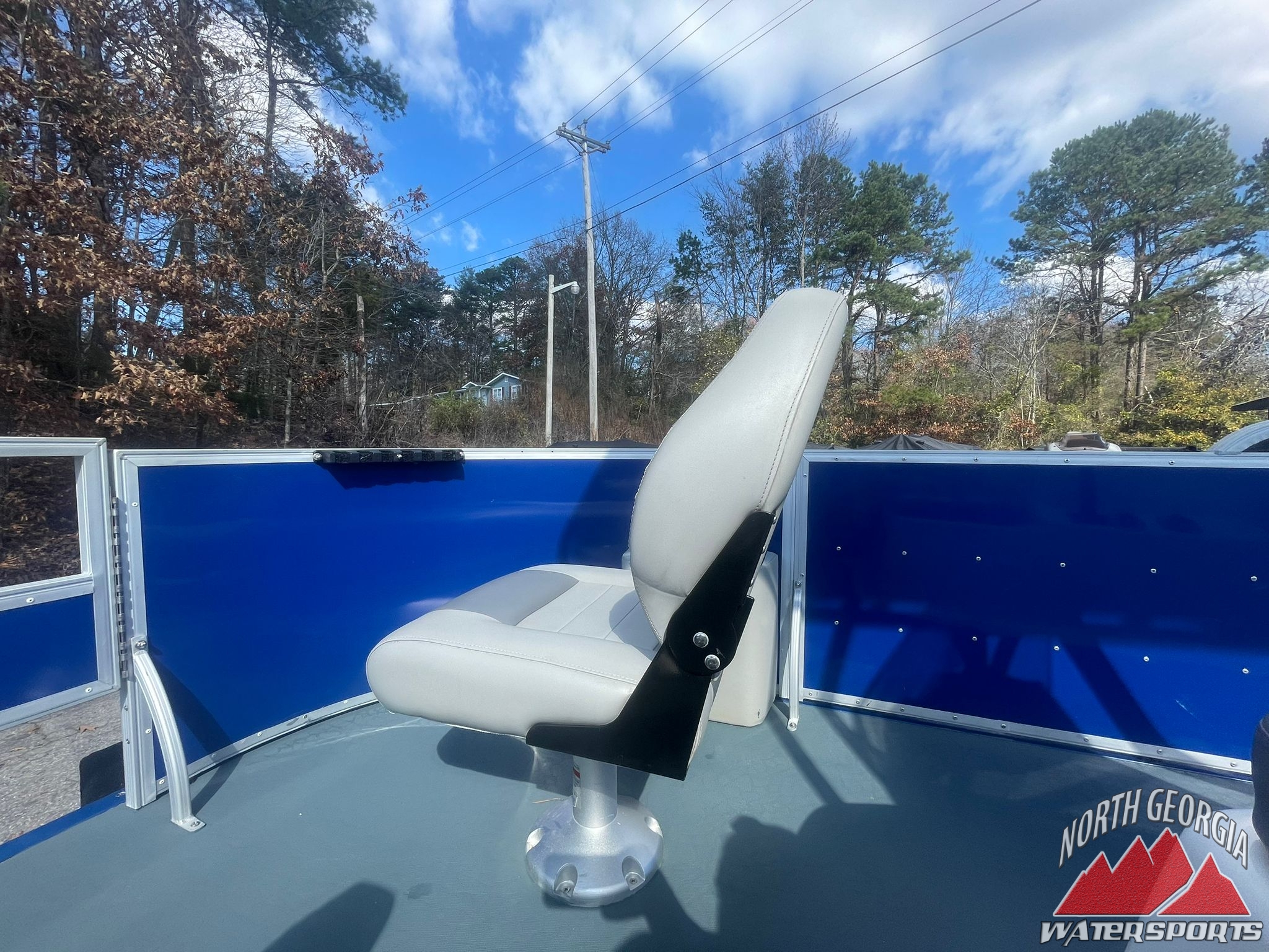 2021 Lexington 317 3 Series Center Console Pontoons