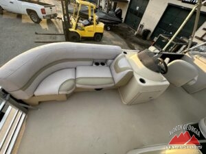 2019 Sun Chaser 22 LR Geneva Series Pontoon