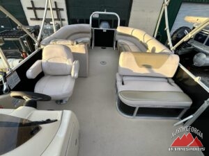 2019 Sun Chaser 22 LR Geneva Series Pontoon