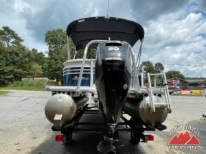 2021 Sun Tracker Party Barge 20 DLX - Demo