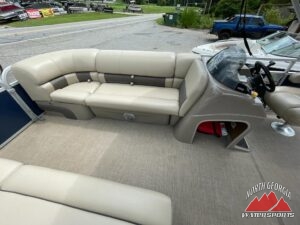 2021 Sun Tracker Party Barge 20 DLX - Demo