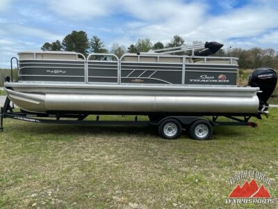 2023 Sun Tracker Party Barge 22 RF DLX