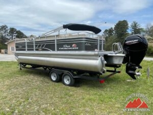 2023 Sun Tracker Party Barge 22 RF DLX