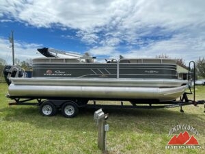 2023 Sun Tracker Party Barge 22 RF DLX