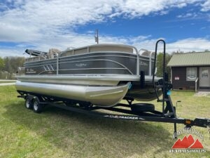 2023 Sun Tracker Party Barge 22 RF DLX