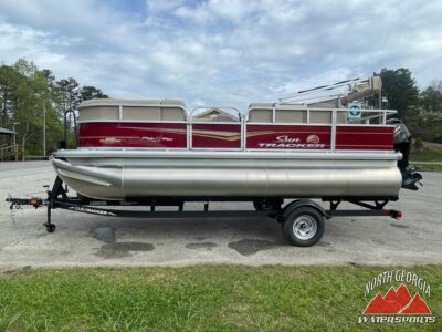 2023 Sun Tracker Party Barge 18 DLX