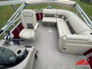 2023 Sun Tracker Party Barge 20 DLX