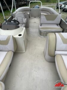 2019 Sun Chaser 22 LR Geneva Series Pontoon