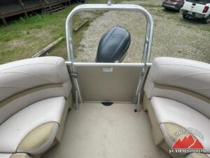 2019 Sun Chaser 22 LR Geneva Series Pontoon