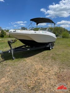 2019 Hurricane Sun Deck 217 Series