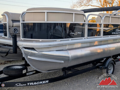 2020 Sun Tracker Party Barge 18 DLX