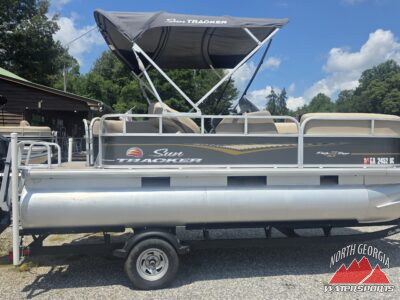 2021 Sun Tracker Party Barge 18 DLX